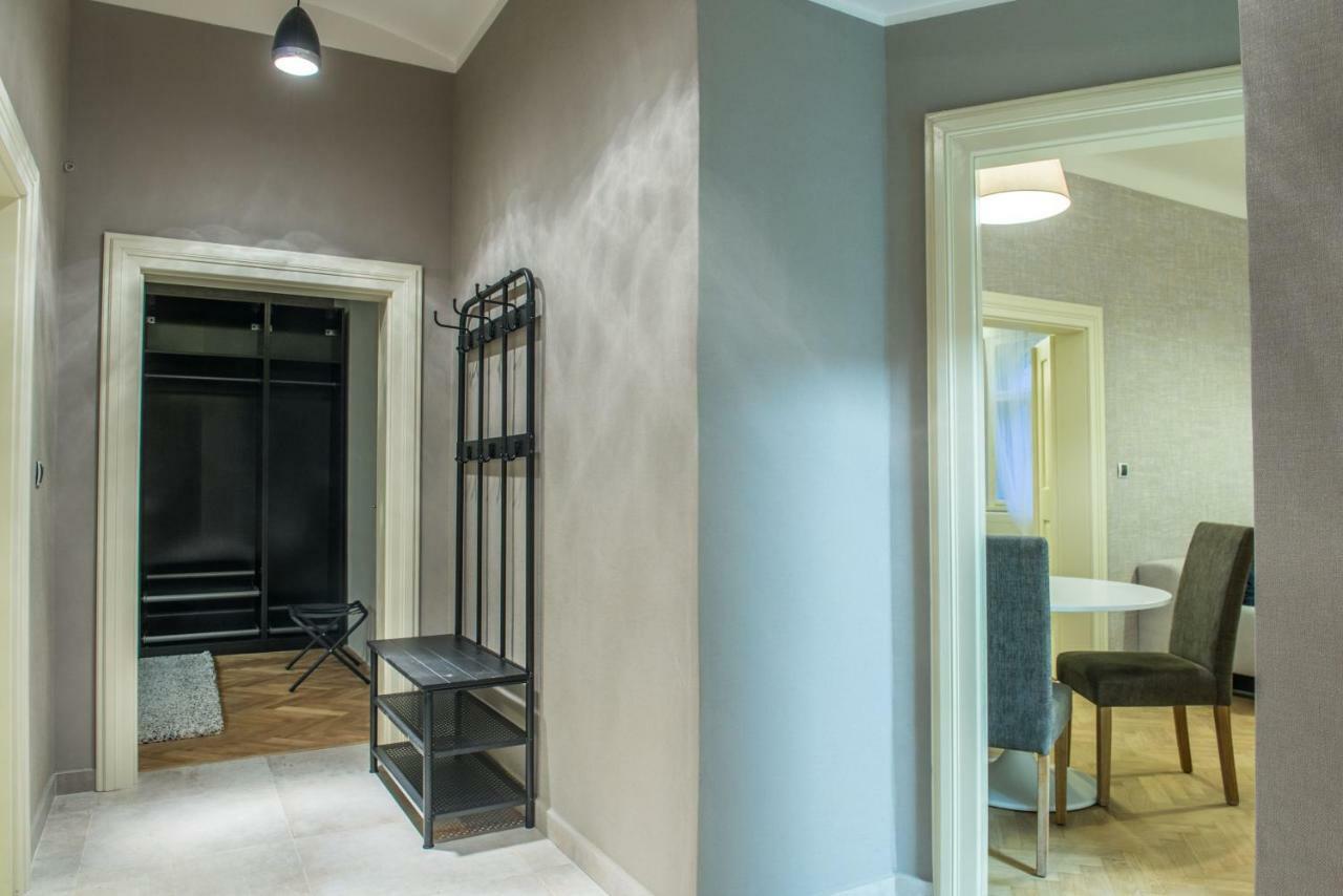 Exclusive 3 Bedroom Top-Notch Flat, Great Location Prague Extérieur photo