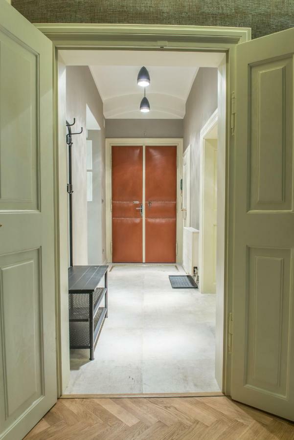 Exclusive 3 Bedroom Top-Notch Flat, Great Location Prague Extérieur photo